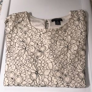 Liz Clairborne beautiful black and white blouse